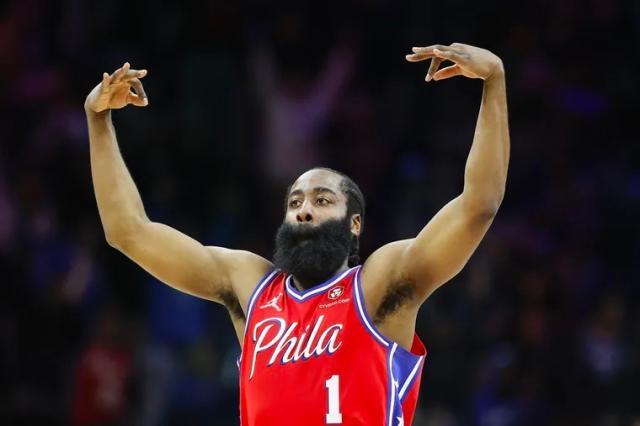 NBA免费直播在线直播-哈登找回得分感觉砍30+，他带给76人的不止是胜利